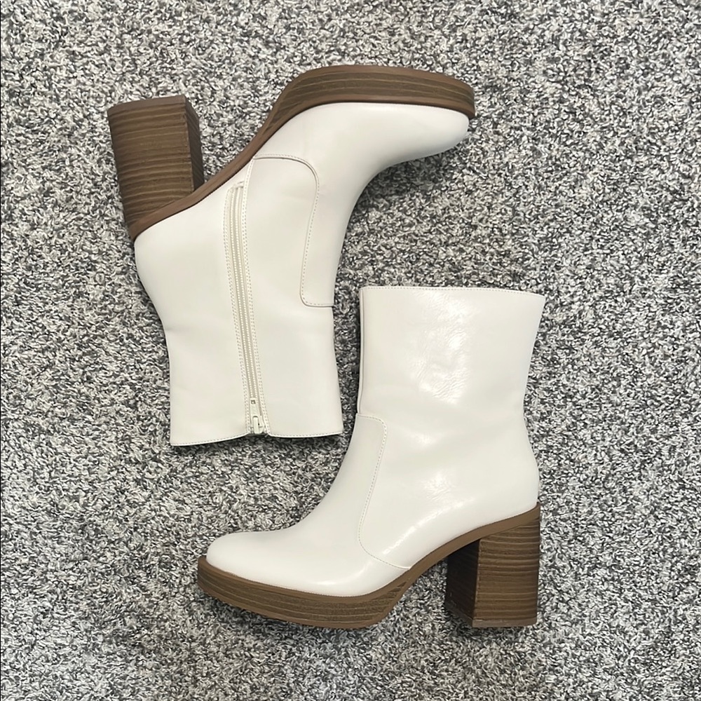 Universal Thread Jenna Platform Boots with Memory Foam Insole 8